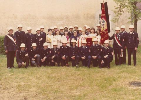 Mannschaftsfoto zum 100-jährigen Gründungsfest
